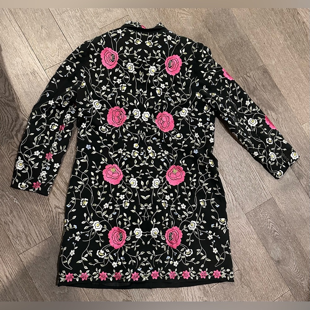 Sophie Chang Studio 100% Silk Floral Embroidered Black Coat Size XL - Picture 2 of 4